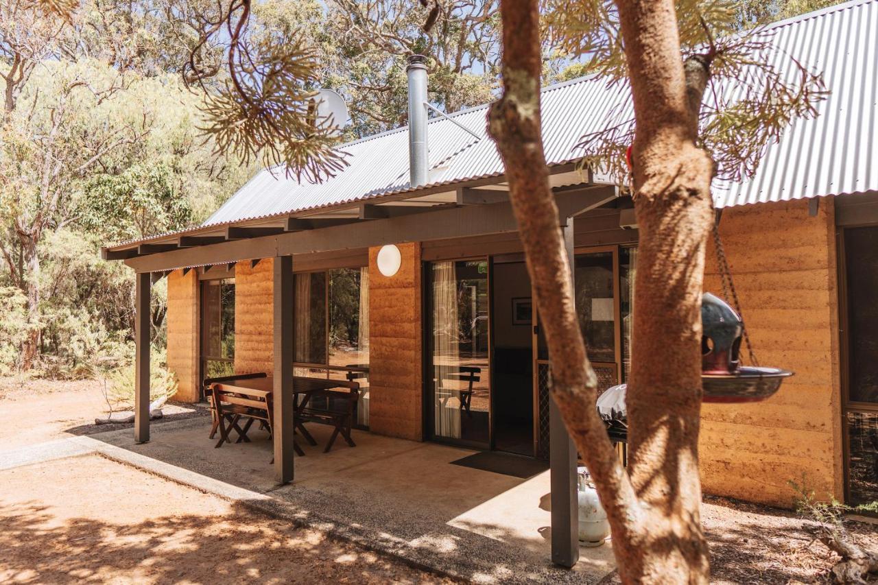 Bussells Bushland Cottages Margaret River Extérieur photo