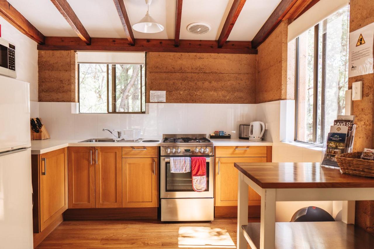 Bussells Bushland Cottages Margaret River Extérieur photo