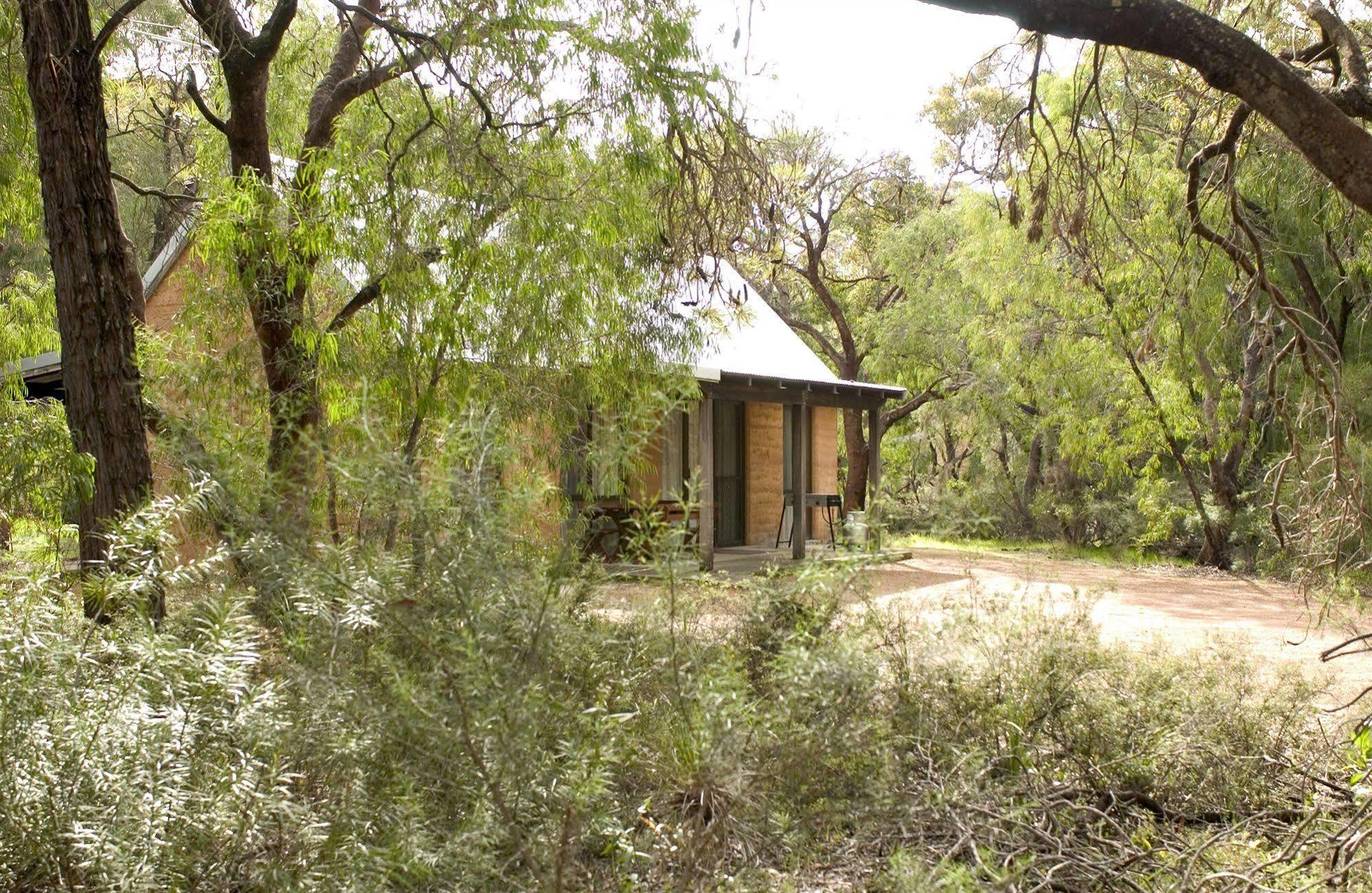 Bussells Bushland Cottages Margaret River Extérieur photo
