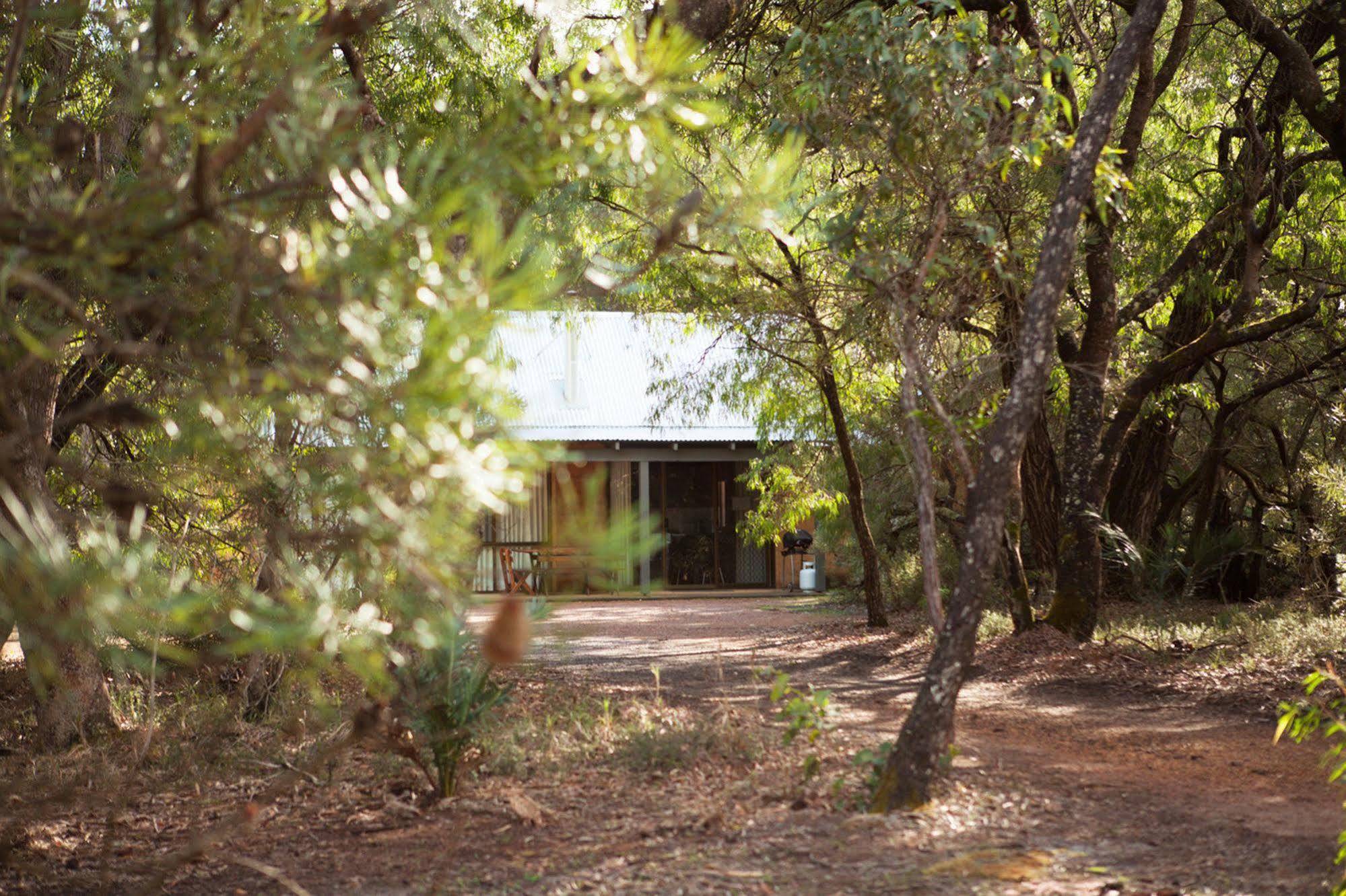 Bussells Bushland Cottages Margaret River Extérieur photo